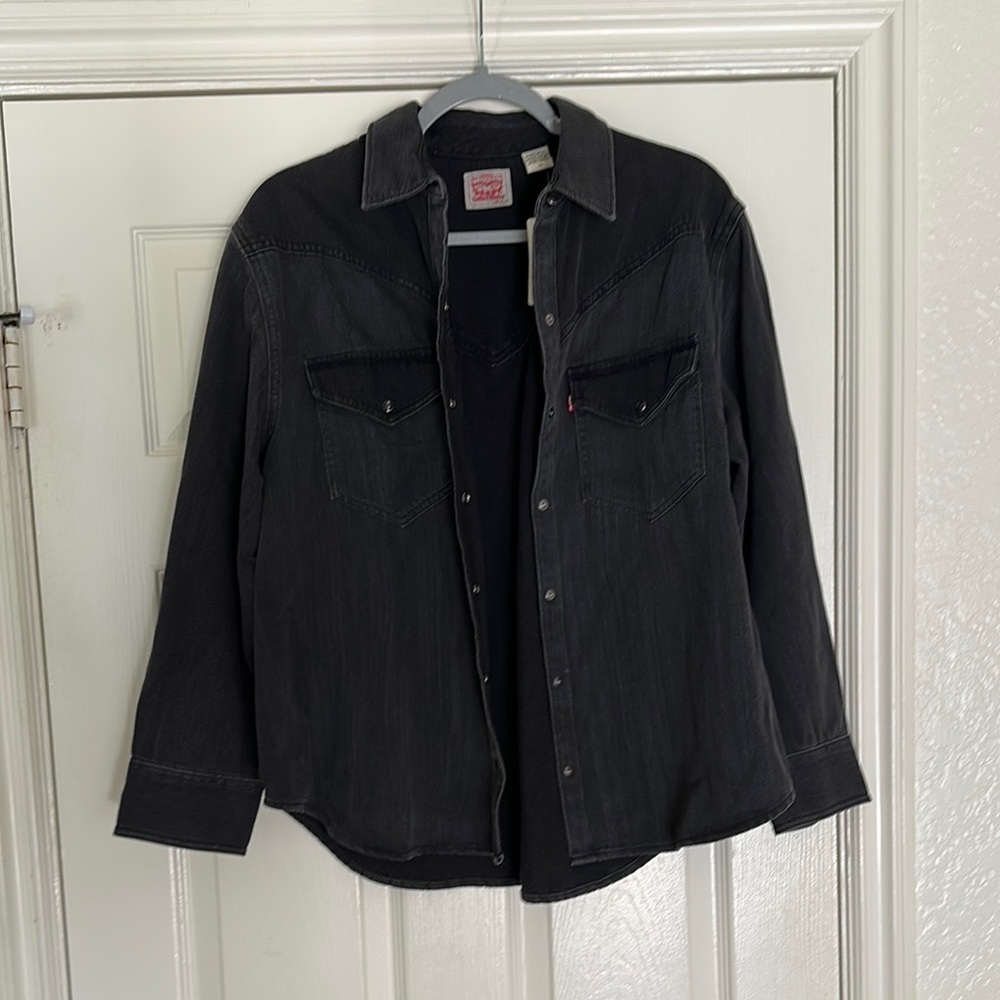 Levi's Charcoal Button-Up Shirt